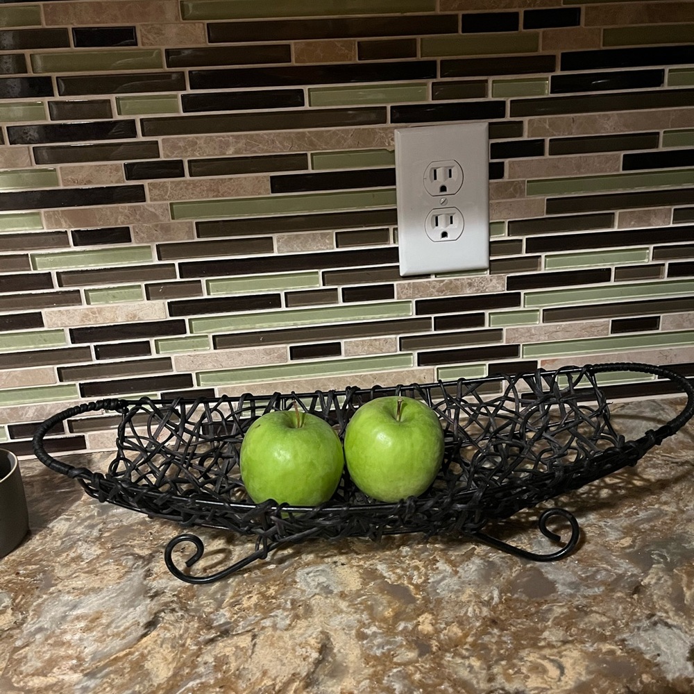 Elegant Gothic Style Black Fruit Basket